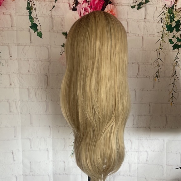 ❌RESTOCKED❌ 24” BLONDE W:BROWN ROOT LACE-FRONT WIG - Picture 11 of 14